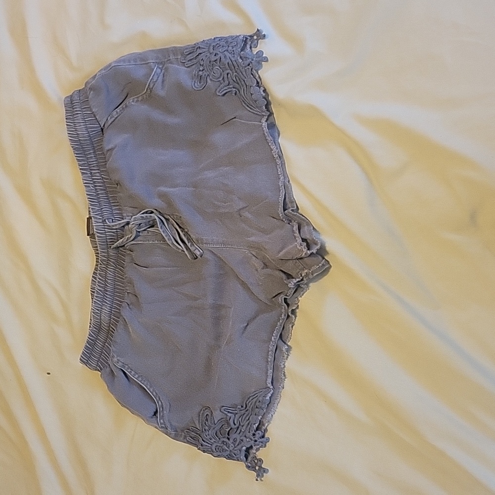Knox Rose shorts